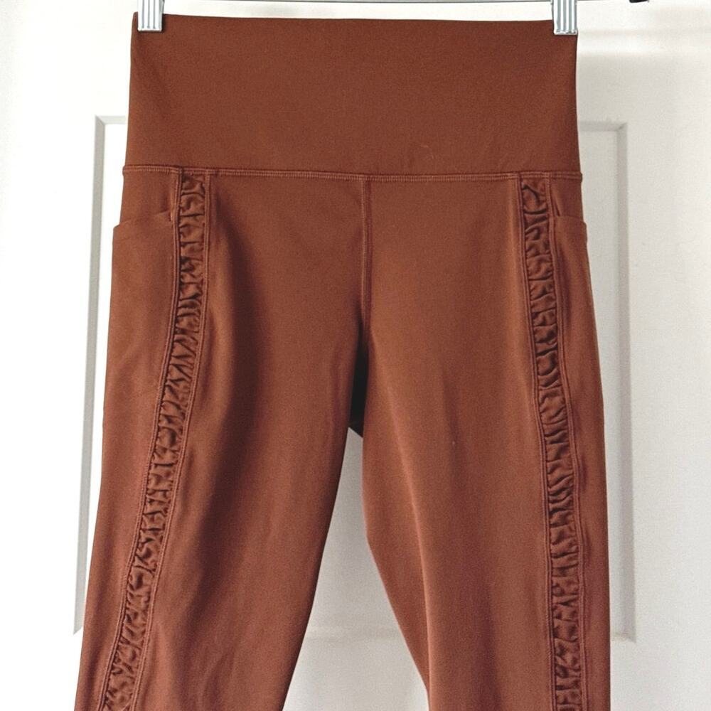 Athleta Salutation Stash II Ruch Craft 7/8 Tight Size S in Ancient Mahogany *EUC - Picture 8 of 13